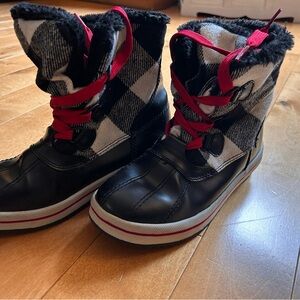 Plaid Winter Boots with Red Laces/ snow boots
